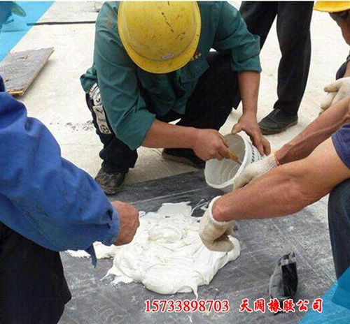 探索绵阳流淌型聚硫密封膏的硬化胶特性与应用